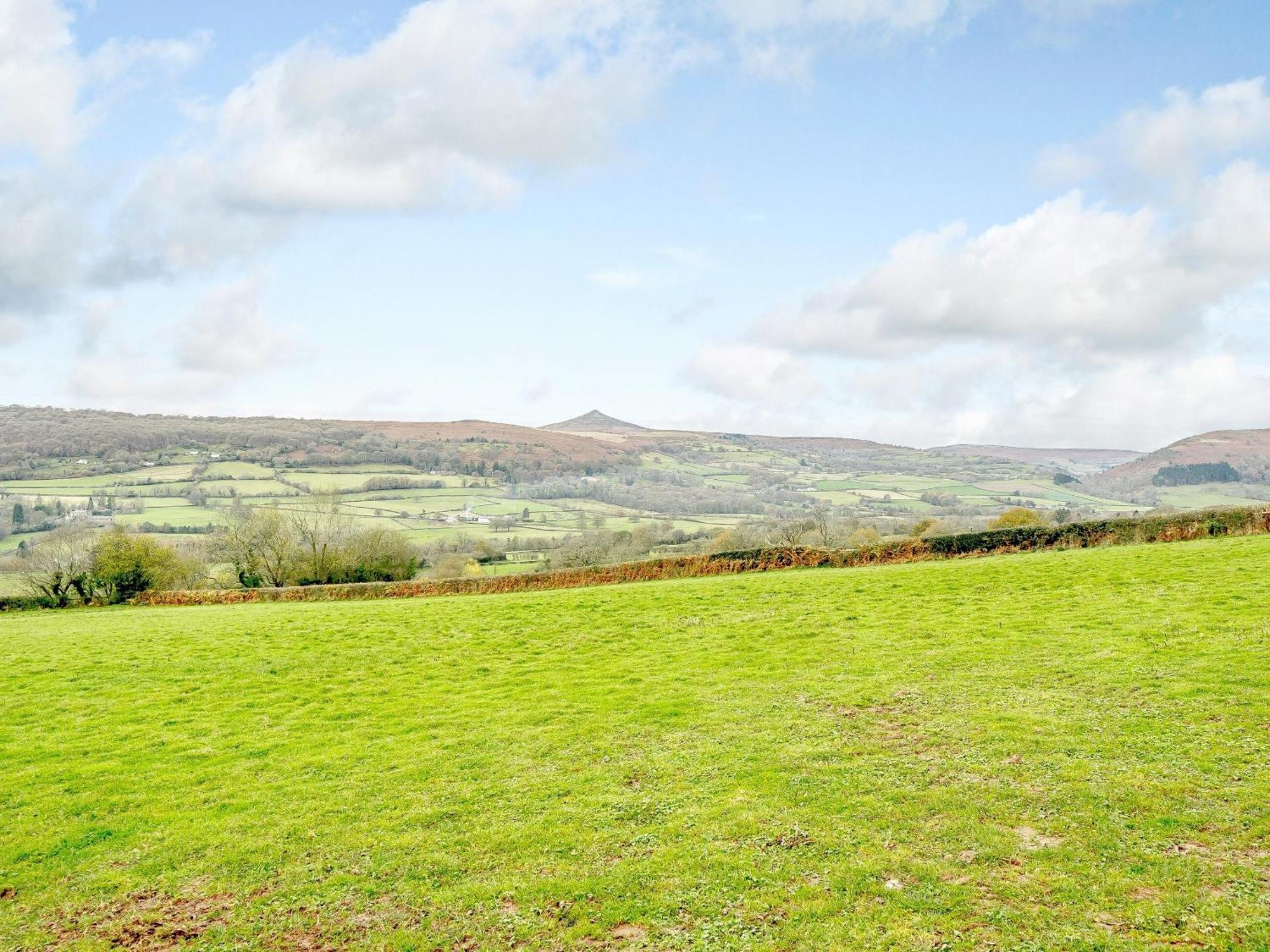 Tyr Ywen Cottage Abergavenny ภายนอก รูปภาพ
